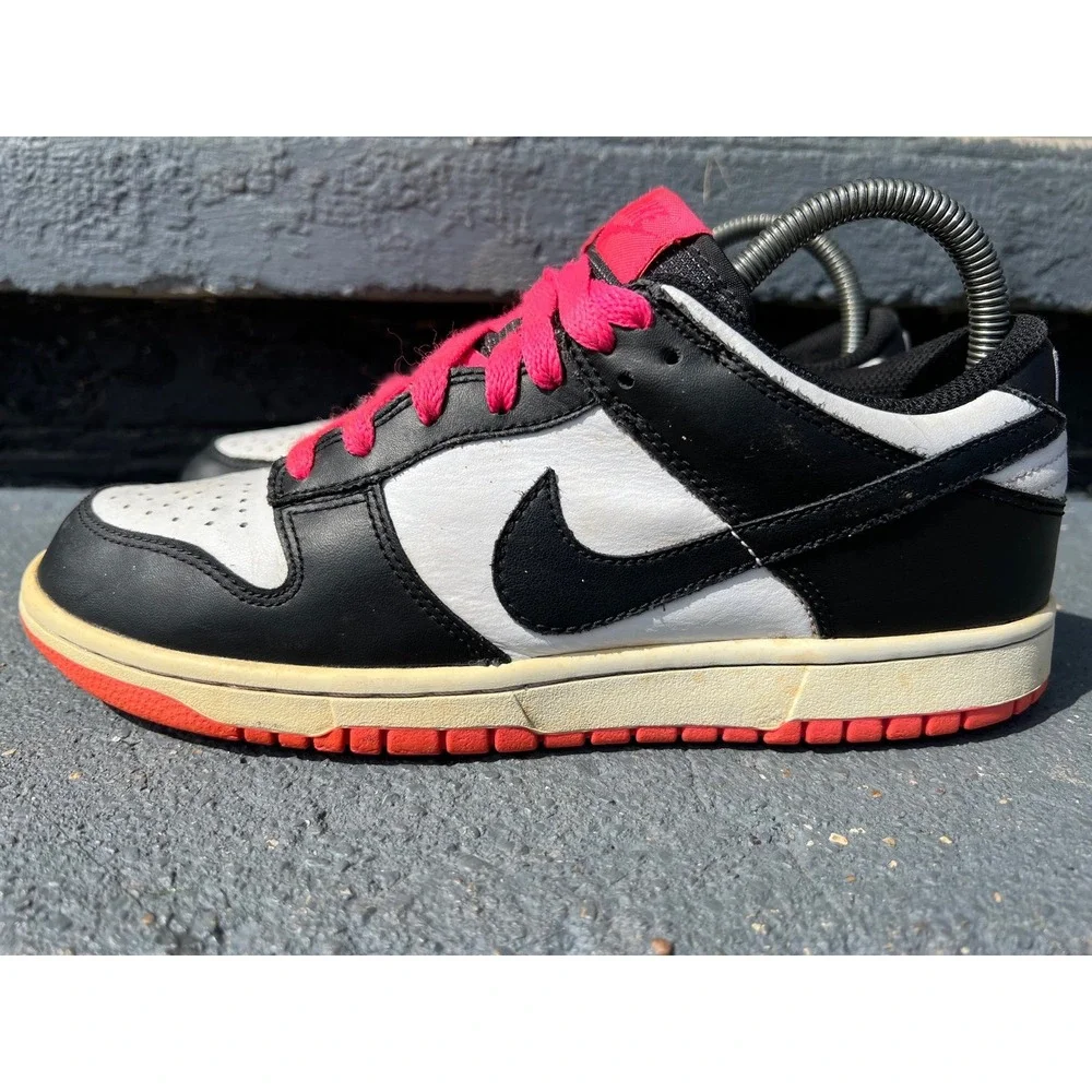 Size 9 Nike Dunk Low - Black, White‎ & Pink Flash